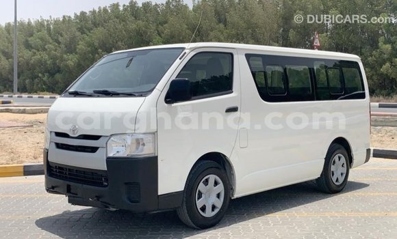 Ra Imported Toyota Hiace funfun Ọkọ̀ in Import - Dubai ni Ashanti Ra Imported Toyota Hiace funfun Ọkọ̀ in Import - Dubai ni Ashanti