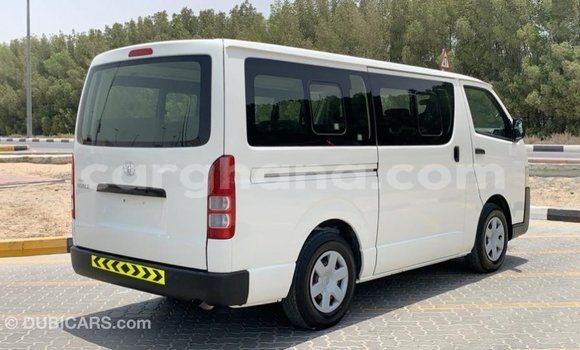 Ra Imported Toyota Hiace funfun Ọkọ̀ in Import - Dubai ni Ashanti Ra Imported Toyota Hiace funfun Ọkọ̀ in Import - Dubai ni Ashanti