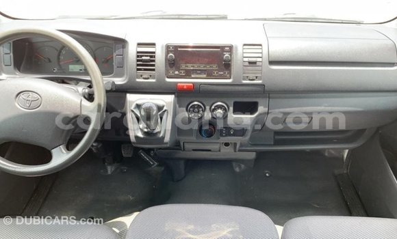 Ra Imported Toyota Hiace funfun Ọkọ̀ in Import - Dubai ni Ashanti Ra Imported Toyota Hiace funfun Ọkọ̀ in Import - Dubai ni Ashanti