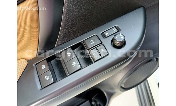 Ra Imported Toyota Fortuner funfun Ọkọ̀ in Import - Dubai ni Ashanti Ra Imported Toyota Fortuner funfun Ọkọ̀ in Import - Dubai ni Ashanti