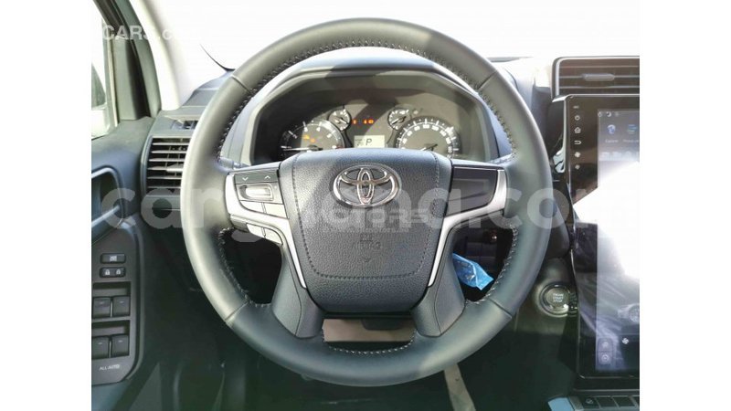 Big with watermark toyota prado ashanti import dubai 32012