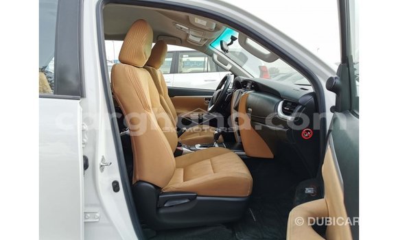 Buy Import Toyota Fortuner White Car in Import - Dubai in Ashanti Buy Import Toyota Fortuner White Car in Import - Dubai in Ashanti