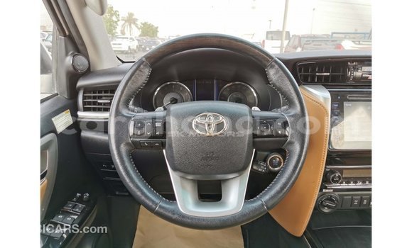 Buy Import Toyota Fortuner White Car in Import - Dubai in Ashanti Buy Import Toyota Fortuner White Car in Import - Dubai in Ashanti