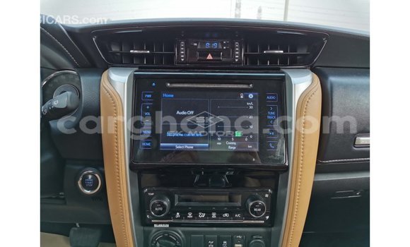 Buy Import Toyota Fortuner White Car in Import - Dubai in Ashanti Buy Import Toyota Fortuner White Car in Import - Dubai in Ashanti