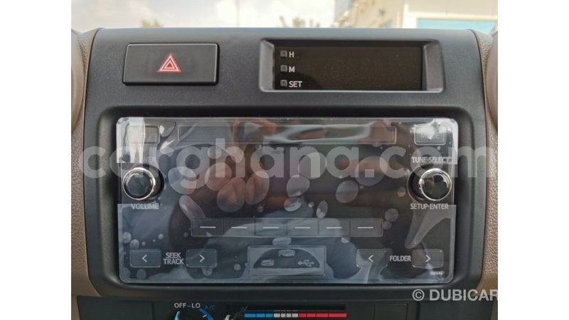 Big with watermark toyota land cruiser ashanti import dubai 32110