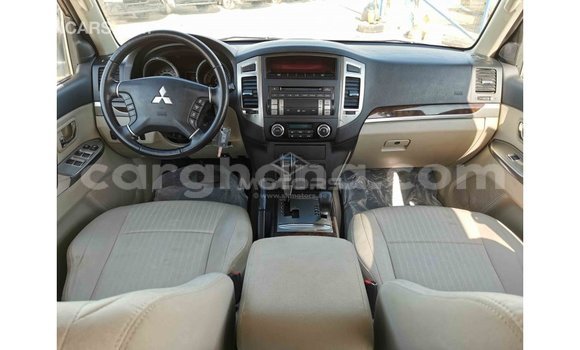 Ra Imported Mitsubishi Pajero funfun Ọkọ̀ in Import - Dubai ni Ashanti Ra Imported Mitsubishi Pajero funfun Ọkọ̀ in Import - Dubai ni Ashanti