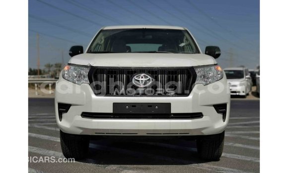 Sayi Imported Toyota Prado White Mota in Import - Dubai a Ashanti Sayi Imported Toyota Prado White Mota in Import - Dubai a Ashanti