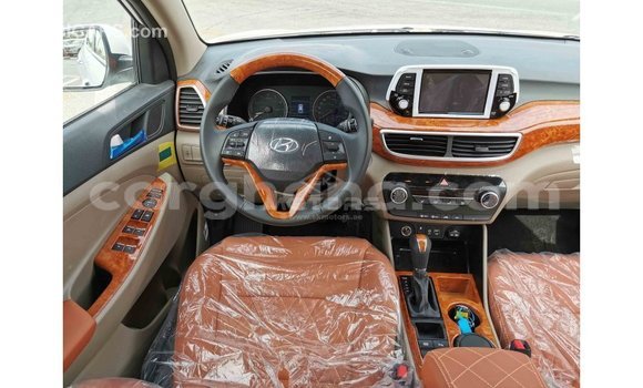 Buy Import Hyundai Tucson White Car in Import - Dubai in Ashanti Buy Import Hyundai Tucson White Car in Import - Dubai in Ashanti