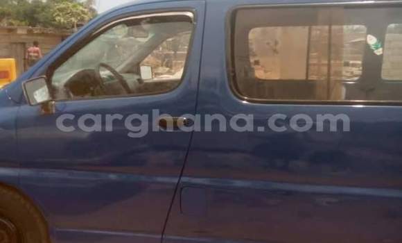 Ra Àlòkù Toyota Hiace Blue Ọkọ̀ in Sekondi–Takoradi Metropolitan ni Oorun Ra Àlòkù Toyota Hiace Blue Ọkọ̀ in Sekondi–Takoradi Metropolitan ni Oorun
