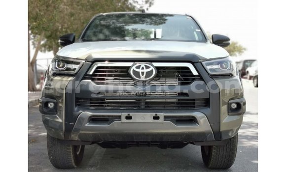Buy Import Toyota Hilux Brown Car in Import - Dubai in Ashanti Buy Import Toyota Hilux Brown Car in Import - Dubai in Ashanti