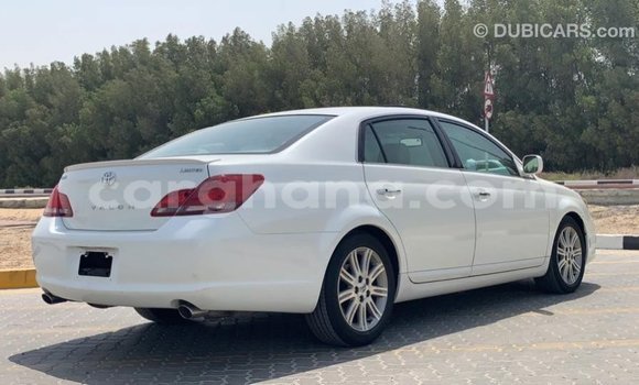 Ra Imported Toyota Avalon funfun Ọkọ̀ in Import - Dubai ni Ashanti Ra Imported Toyota Avalon funfun Ọkọ̀ in Import - Dubai ni Ashanti