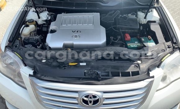Ra Imported Toyota Avalon funfun Ọkọ̀ in Import - Dubai ni Ashanti Ra Imported Toyota Avalon funfun Ọkọ̀ in Import - Dubai ni Ashanti