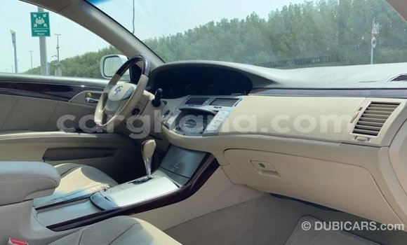 Ra Imported Toyota Avalon funfun Ọkọ̀ in Import - Dubai ni Ashanti Ra Imported Toyota Avalon funfun Ọkọ̀ in Import - Dubai ni Ashanti