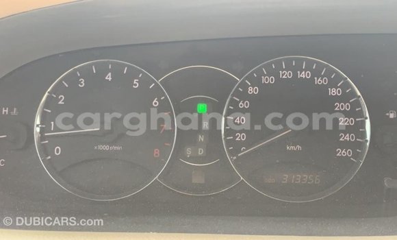 Ra Imported Toyota Avalon funfun Ọkọ̀ in Import - Dubai ni Ashanti Ra Imported Toyota Avalon funfun Ọkọ̀ in Import - Dubai ni Ashanti