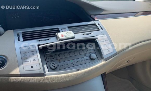 Ra Imported Toyota Avalon funfun Ọkọ̀ in Import - Dubai ni Ashanti Ra Imported Toyota Avalon funfun Ọkọ̀ in Import - Dubai ni Ashanti