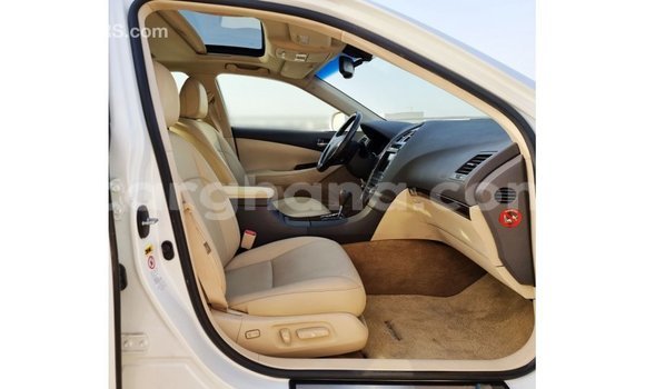 Buy Import Lexus ES White Car in Import - Dubai in Ashanti Buy Import Lexus ES White Car in Import - Dubai in Ashanti