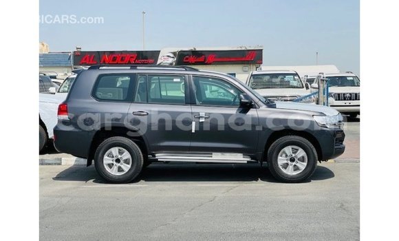 Sayi Imported Toyota Land Cruiser Sauran Mota in Import - Dubai a Ashanti Sayi Imported Toyota Land Cruiser Sauran Mota in Import - Dubai a Ashanti