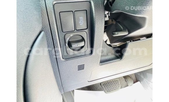 Sayi Imported Toyota Land Cruiser Sauran Mota in Import - Dubai a Ashanti Sayi Imported Toyota Land Cruiser Sauran Mota in Import - Dubai a Ashanti