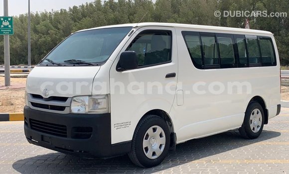 Sayi Imported Toyota Hiace White Mota in Import - Dubai a Ashanti Sayi Imported Toyota Hiace White Mota in Import - Dubai a Ashanti