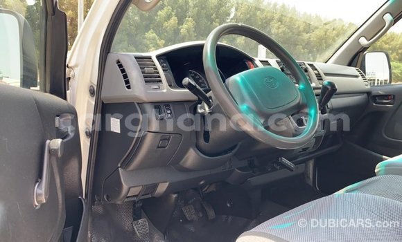 Sayi Imported Toyota Hiace White Mota in Import - Dubai a Ashanti Sayi Imported Toyota Hiace White Mota in Import - Dubai a Ashanti