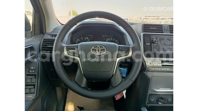 Big with watermark toyota prado ashanti import dubai 32201