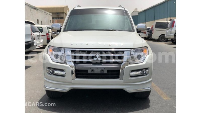 Big with watermark mitsubishi pajero ashanti import dubai 32221