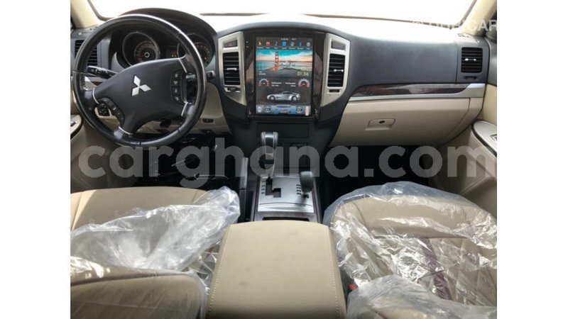 Big with watermark mitsubishi pajero ashanti import dubai 32221