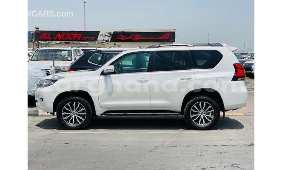 Ra Imported Toyota Prado funfun Ọkọ̀ in Import - Dubai ni Ashanti Ra Imported Toyota Prado funfun Ọkọ̀ in Import - Dubai ni Ashanti