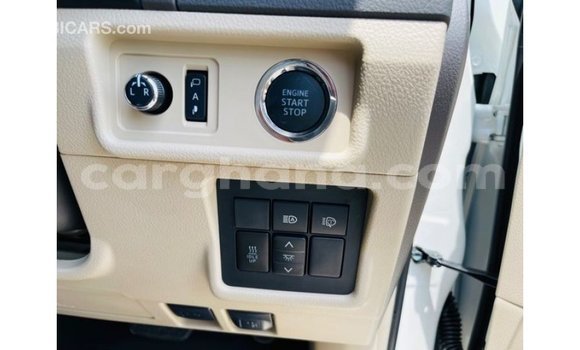 Ra Imported Toyota Prado funfun Ọkọ̀ in Import - Dubai ni Ashanti Ra Imported Toyota Prado funfun Ọkọ̀ in Import - Dubai ni Ashanti