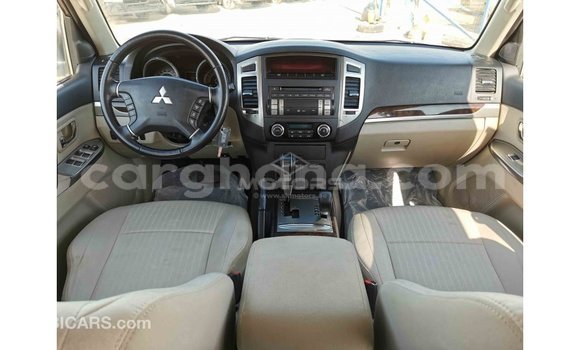 Sayi Imported Mitsubishi Pajero White Mota in Import - Dubai a Ashanti Sayi Imported Mitsubishi Pajero White Mota in Import - Dubai a Ashanti