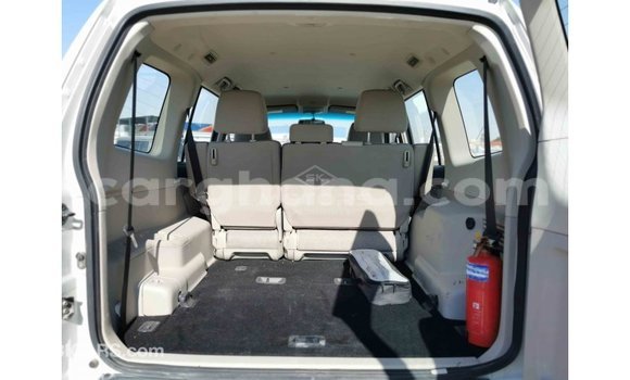 Sayi Imported Mitsubishi Pajero White Mota in Import - Dubai a Ashanti Sayi Imported Mitsubishi Pajero White Mota in Import - Dubai a Ashanti