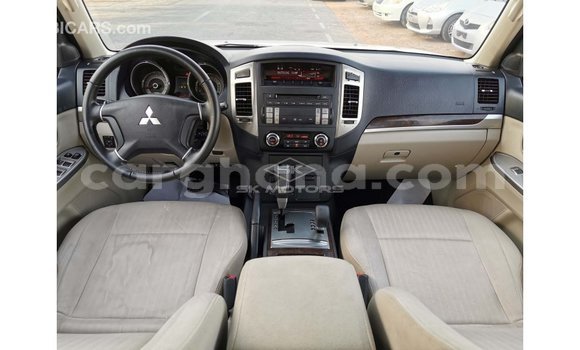 Sayi Imported Mitsubishi Pajero White Mota in Import - Dubai a Ashanti Sayi Imported Mitsubishi Pajero White Mota in Import - Dubai a Ashanti