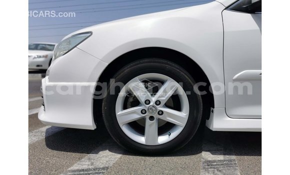 Ra Imported Toyota Aurion funfun Ọkọ̀ in Import - Dubai ni Ashanti Ra Imported Toyota Aurion funfun Ọkọ̀ in Import - Dubai ni Ashanti