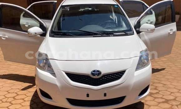 Buy Used Toyota Yaris White Car in Sekondi–Takoradi Metropolitan in Western Buy Used Toyota Yaris White Car in Sekondi–Takoradi Metropolitan in Western