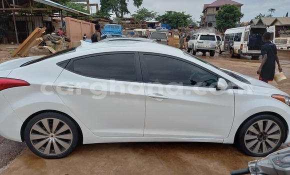 Buy Used Hyundai Elantra White Car in Sunyani in Brong-Ahafo Buy Used Hyundai Elantra White Car in Sunyani in Brong-Ahafo