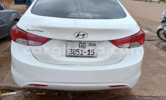 Buy Used Hyundai Elantra White Car in Sunyani in Brong-Ahafo Buy Used Hyundai Elantra White Car in Sunyani in Brong-Ahafo