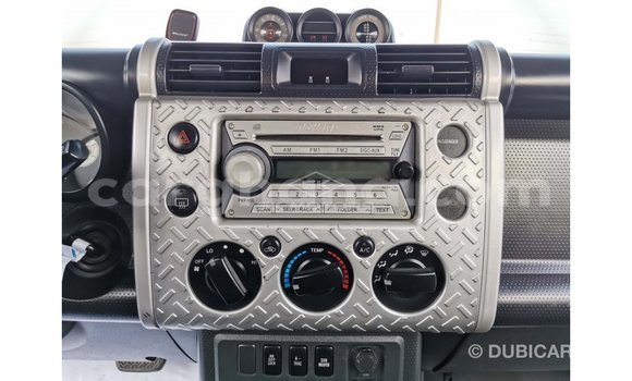 Ra Imported Toyota FJ Cruiser Blue Ọkọ̀ in Import - Dubai ni Ashanti Ra Imported Toyota FJ Cruiser Blue Ọkọ̀ in Import - Dubai ni Ashanti