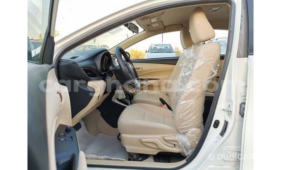 Buy Import Toyota Yaris White Car in Import - Dubai in Ashanti Buy Import Toyota Yaris White Car in Import - Dubai in Ashanti
