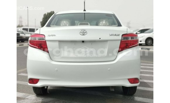 Sayi Imported Toyota Yaris White Mota in Import - Dubai a Ashanti Sayi Imported Toyota Yaris White Mota in Import - Dubai a Ashanti