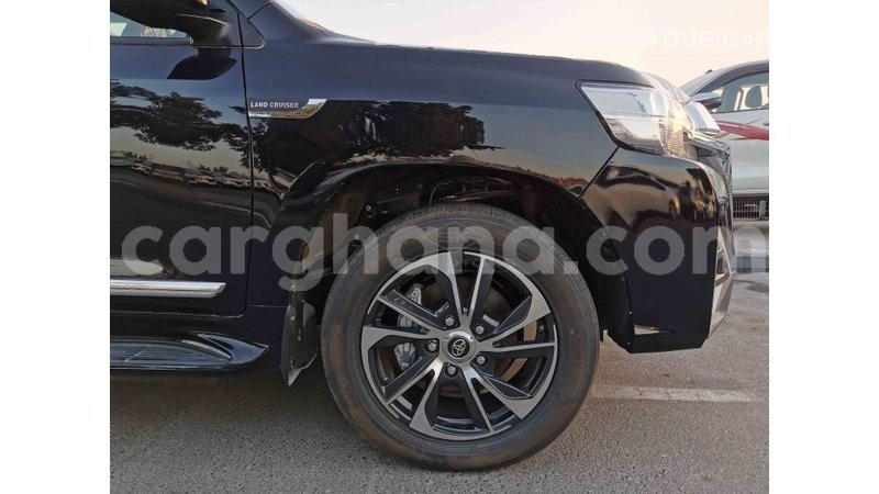 Big with watermark toyota land cruiser ashanti import dubai 32343