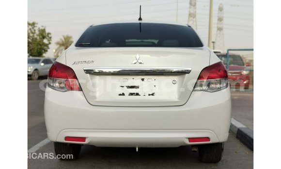 Ra Imported Mitsubishi Attrage funfun Ọkọ̀ in Import - Dubai ni Ashanti Ra Imported Mitsubishi Attrage funfun Ọkọ̀ in Import - Dubai ni Ashanti