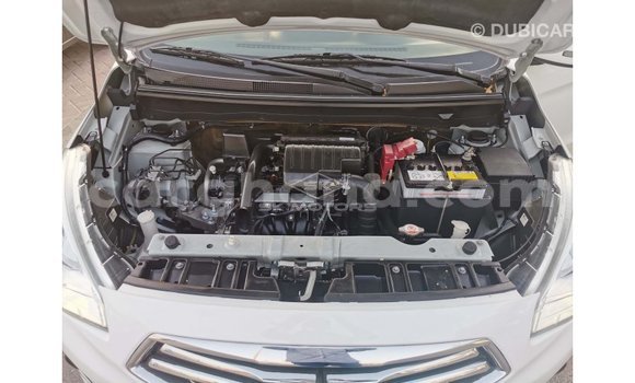 Ra Imported Mitsubishi Attrage funfun Ọkọ̀ in Import - Dubai ni Ashanti Ra Imported Mitsubishi Attrage funfun Ọkọ̀ in Import - Dubai ni Ashanti