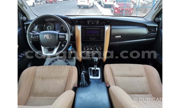 Ra Imported Toyota Fortuner funfun Ọkọ̀ in Import - Dubai ni Ashanti Ra Imported Toyota Fortuner funfun Ọkọ̀ in Import - Dubai ni Ashanti