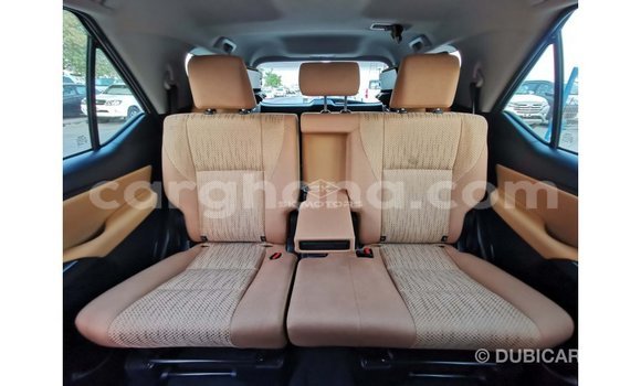 Ra Imported Toyota Fortuner funfun Ọkọ̀ in Import - Dubai ni Ashanti Ra Imported Toyota Fortuner funfun Ọkọ̀ in Import - Dubai ni Ashanti