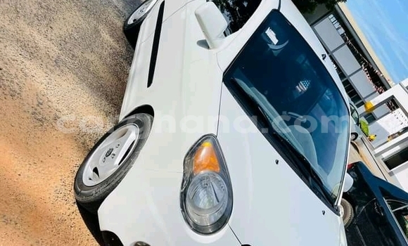 Ra Àlòkù Kia Morning funfun Ọkọ̀ in Accra ni Greater Accra Ra Àlòkù Kia Morning funfun Ọkọ̀ in Accra ni Greater Accra