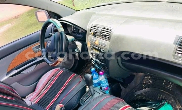 Ra Àlòkù Kia Morning funfun Ọkọ̀ in Accra ni Greater Accra Ra Àlòkù Kia Morning funfun Ọkọ̀ in Accra ni Greater Accra