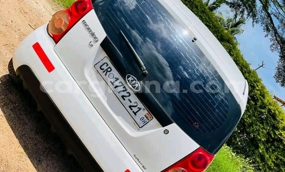 Ra Àlòkù Kia Morning funfun Ọkọ̀ in Accra ni Greater Accra Ra Àlòkù Kia Morning funfun Ọkọ̀ in Accra ni Greater Accra