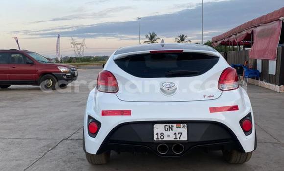 Buy Used Hyundai Veloster White Car in Accra in Greater Accra Buy Used Hyundai Veloster White Car in Accra in Greater Accra