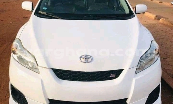 Buy Used Toyota Matrix White Car in Accra in Greater Accra Buy Used Toyota Matrix White Car in Accra in Greater Accra
