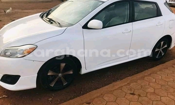 Buy Used Toyota Matrix White Car in Accra in Greater Accra Buy Used Toyota Matrix White Car in Accra in Greater Accra